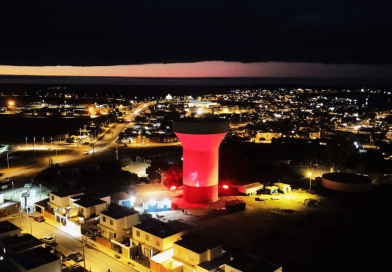 Copa de Agua se ilumina en vísperas de la navidad en Caldera